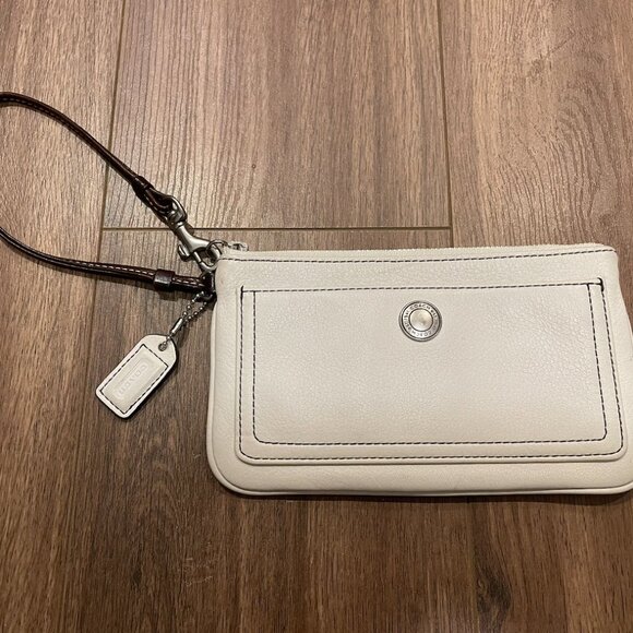 Coach White Leather Wristlet Bag, Soft Lamb Leather - Picture 1 of 10